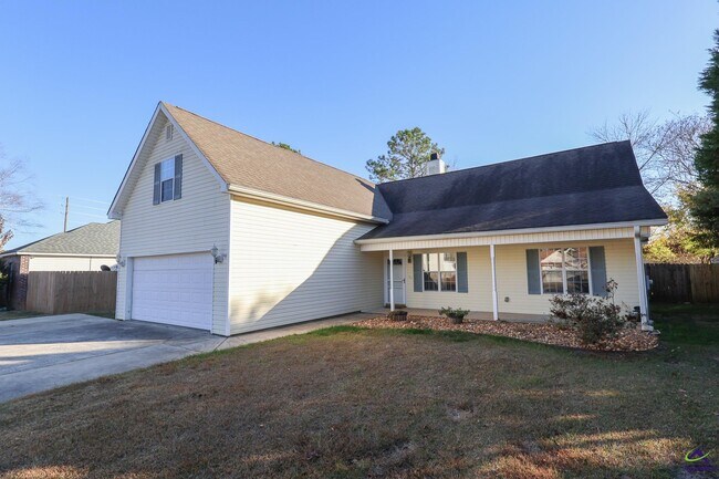 Building Photo - 103 Lions Gate