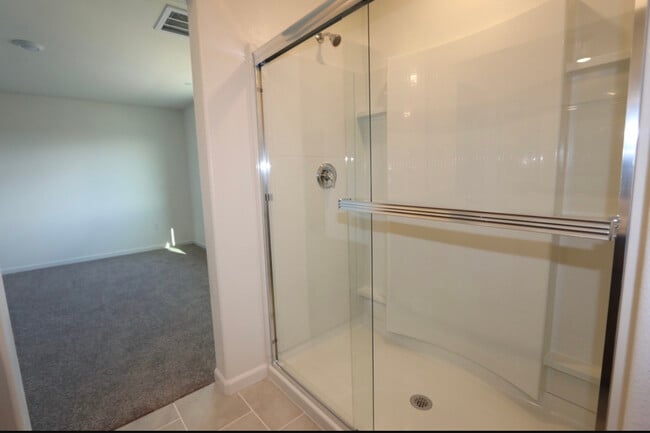 Building Photo - 2224 S Crumal St