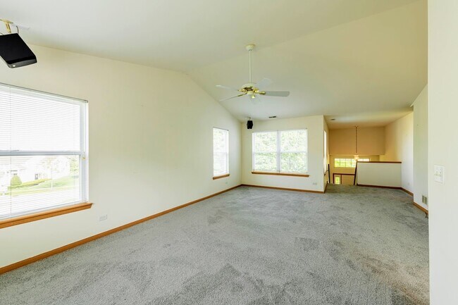 Foto del edificio - 1523 Meadowsedge Ln