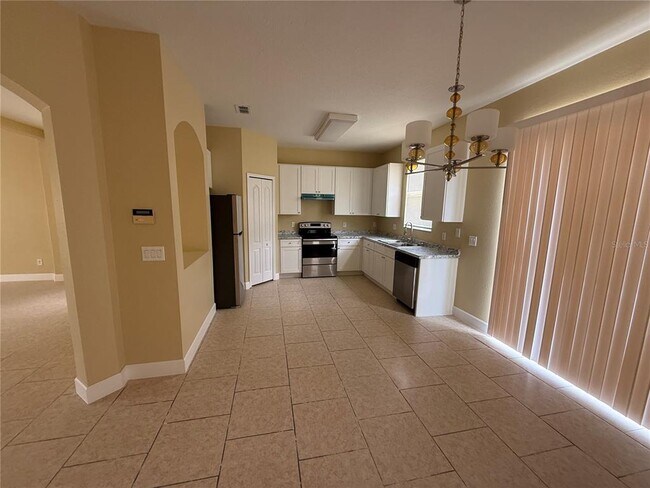 Foto del edificio - 933 Whispering Cypress Ln