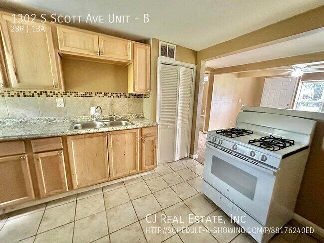 Foto del edificio - 1302 S Scott Ave