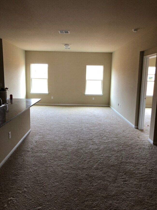 Foto del edificio - 15212 Bullbrier Rd