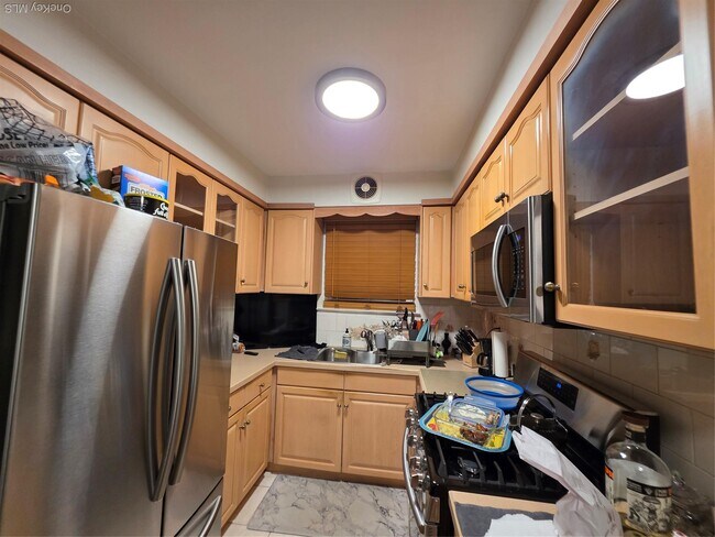 Foto del edificio - 2928 Wilson Ave