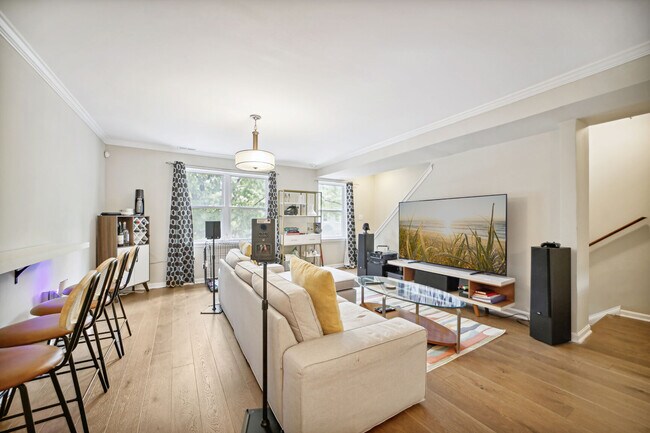 Foto del edificio - 1622 5th St NW