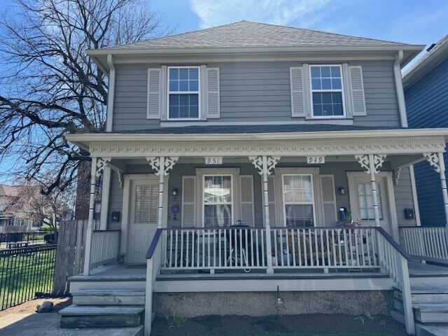 Primary Photo - 949 Prospect St