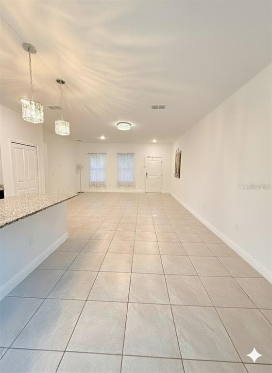 Building Photo - 684 Marion Oaks Manor