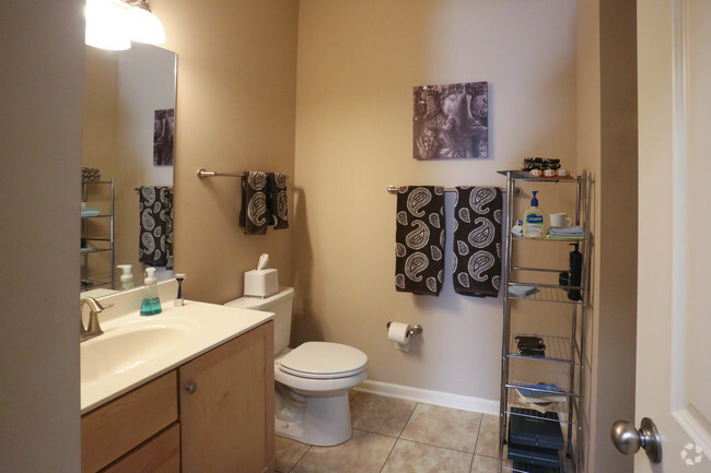 Interior Photo - The Gables in The Village of Cherry Hill