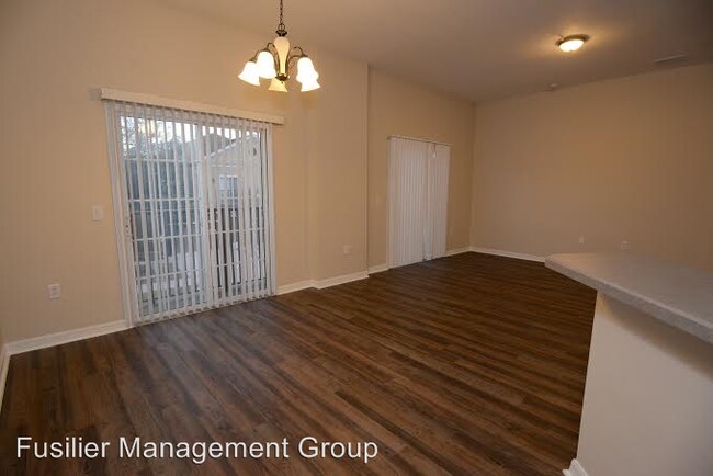 Building Photo - 6462 S Goldenrod Rd