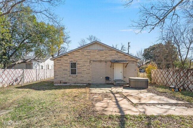 Foto del edificio - 1129 Boone St