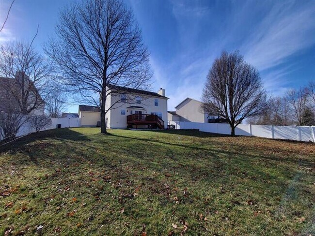 Building Photo - 7052 Bellingham Cir