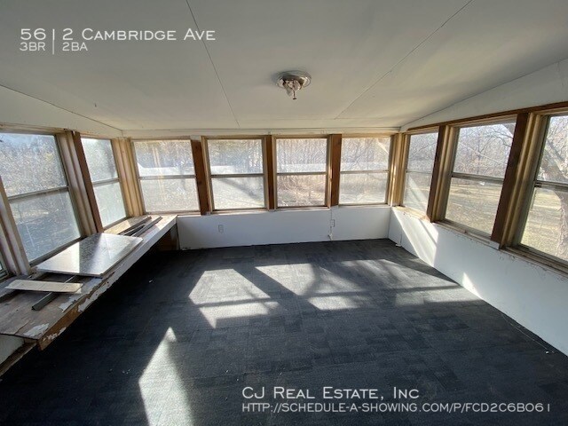 Foto del edificio - 5612 Cambridge Ave