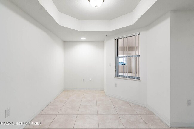 Foto del edificio - 7048 Sevilla Ct