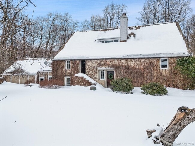 Foto del edificio - 15 High Ridge Rd