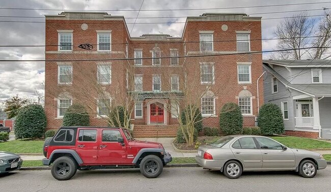 Building Front - 821 Brandon Ave