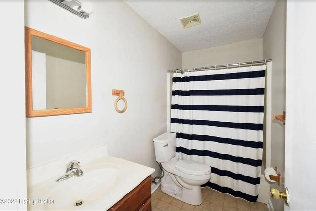 Building Photo - Beautiful Oldham County Home for Rent
