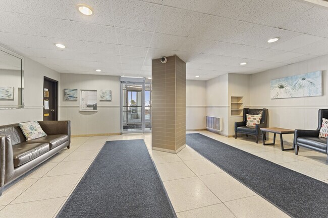 Photo du bâtiment - Seaway Townhomes