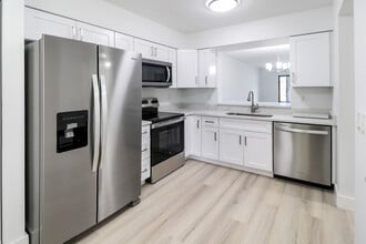 Building Photo - 7270 Ashford Pl