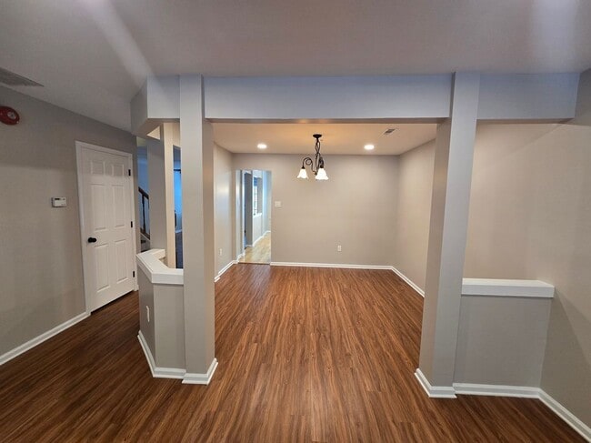 Foto del edificio - 1674 Rockcress Dr