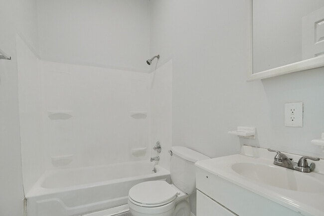 Photo - 800 N Fulton Ave Apartment