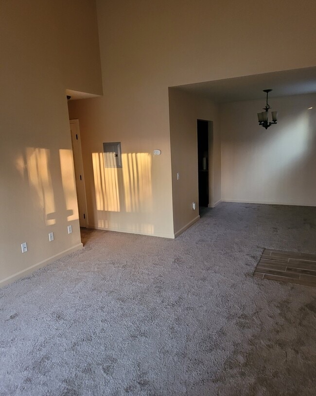 Building Photo - 1350 N Escondido Blvd