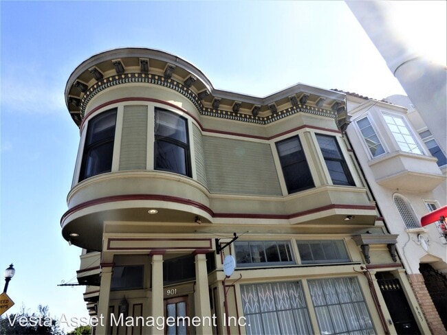 Building Photo - 901-903 Castro St