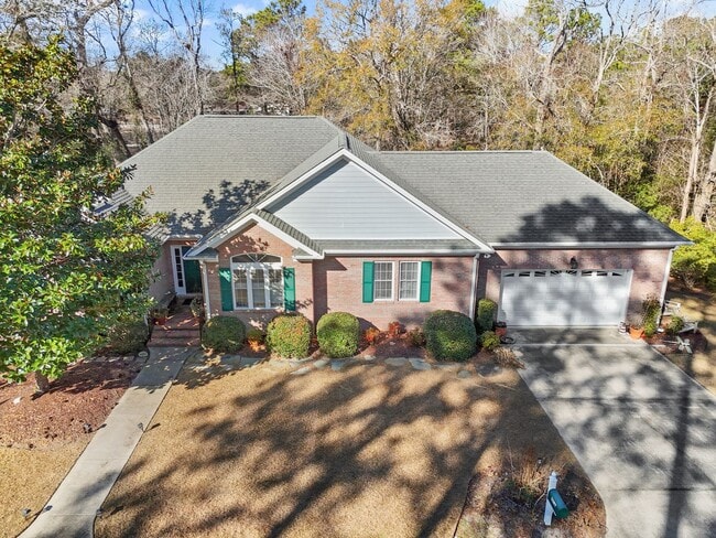 Foto del edificio - Amazing home in sought-after Winding River Plantation