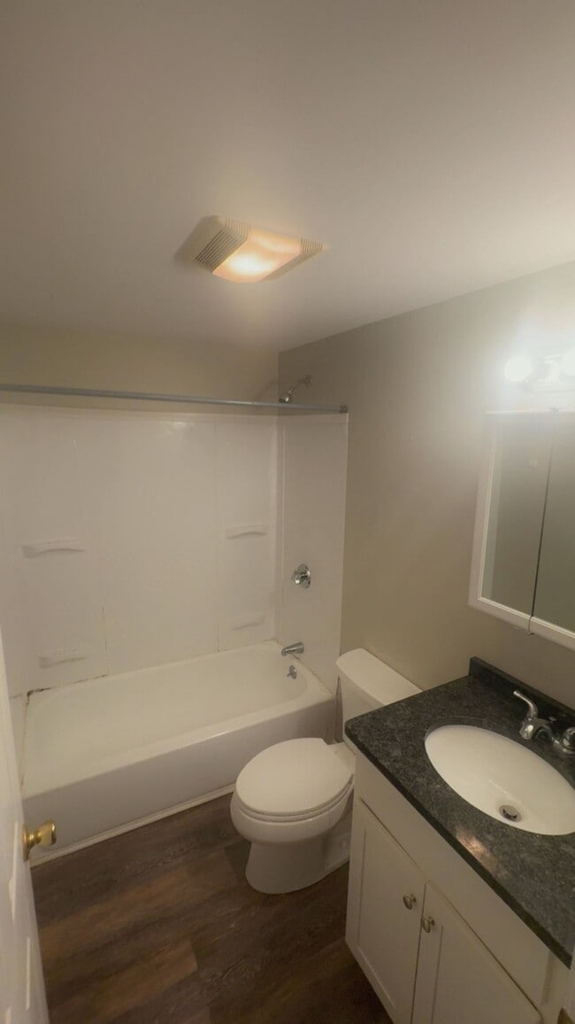 Photo - 240 S Main St Apartment