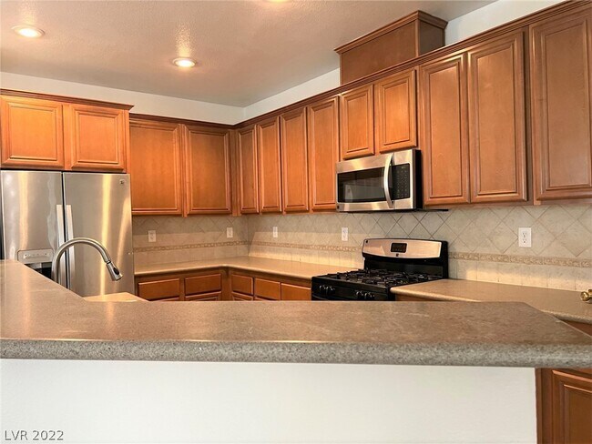 Building Photo - 10014 S Dancing Lasso Ct