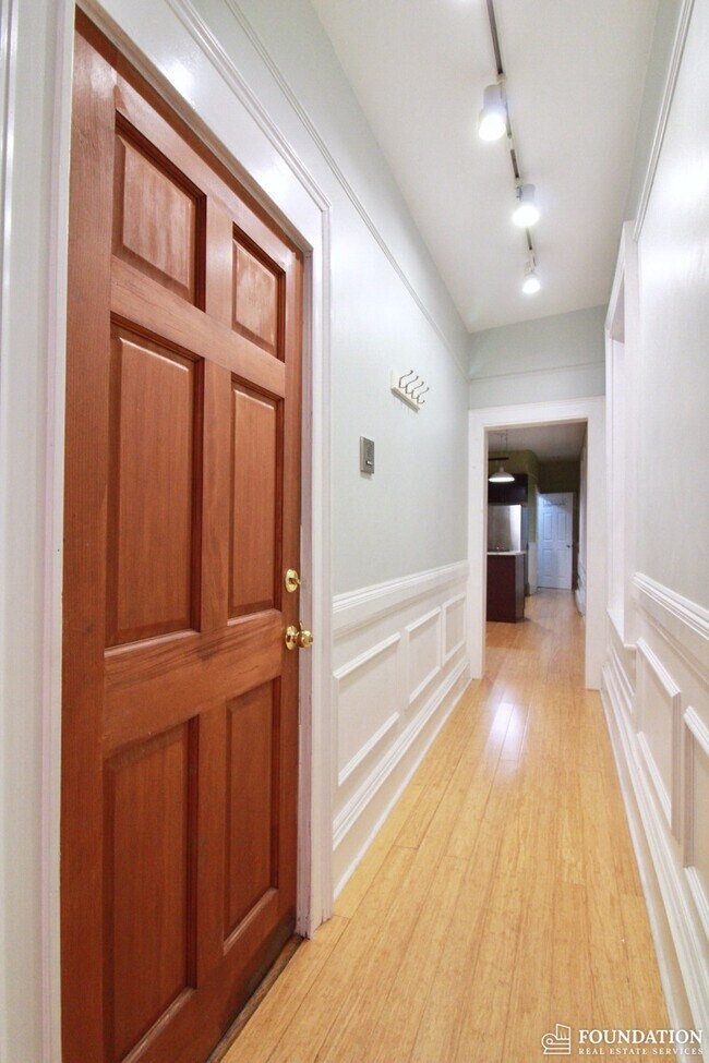 Building Photo - 592 Columbus Ave