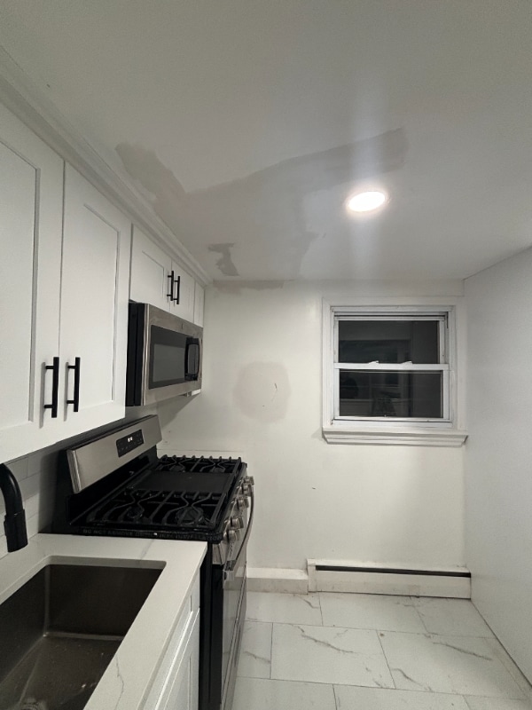 Building Photo - 271 Louis Ave