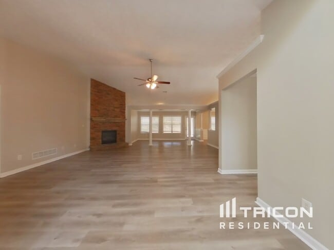 Building Photo - 136 Reid Plantation Dr