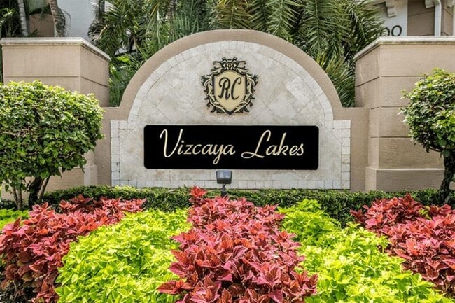 Foto del edificio - 1690 Renaissance Commons Blvd
