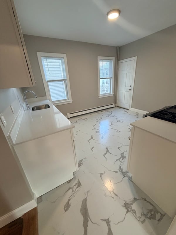 Foto del edificio - 1238 Blue Hill Ave