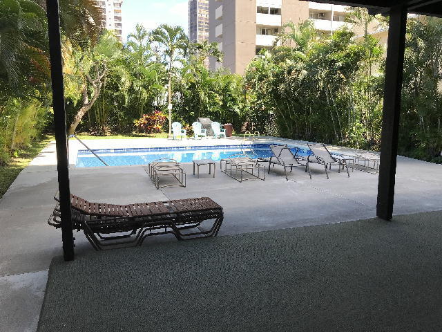 Foto del edificio - To register for the showing time below, no...