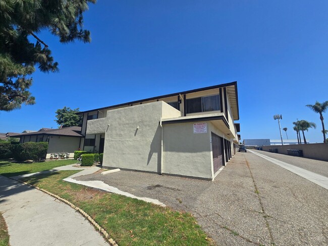 Building Photo - TAFT15762