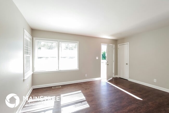 Building Photo - 3908 Crestridge Dr