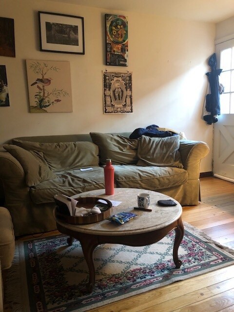 Foto del edificio - 235 Christian St