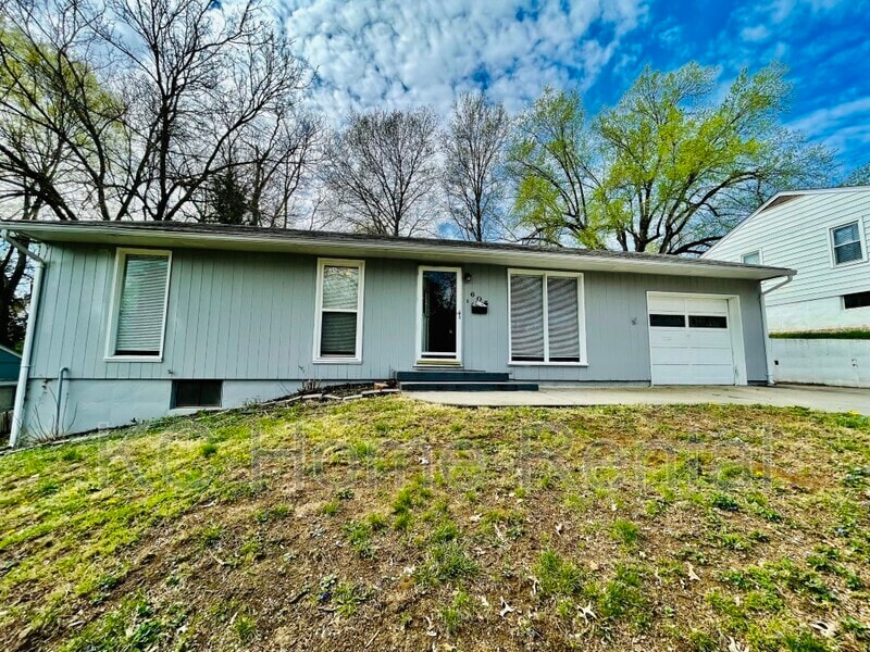 605 Reed St, Liberty, MO 64068 House for Rent in Liberty, MO
