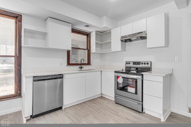 Foto del edificio - 3 Bed • 3 Bath — Your Next Home Awaits!