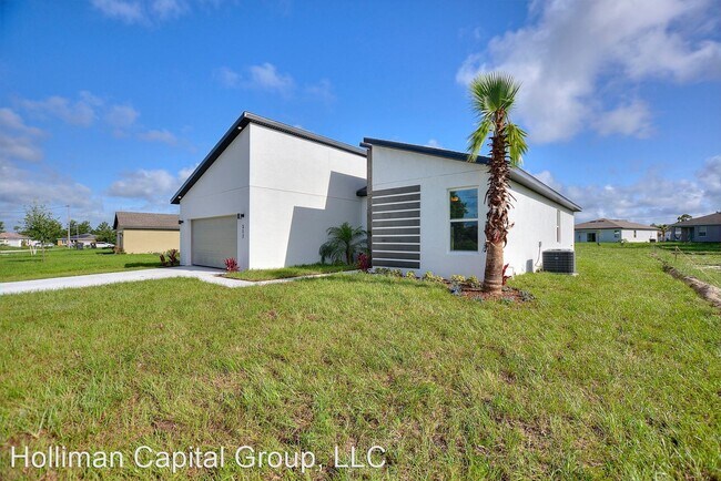 Building Photo - 4 br, 2 bath House - 325 Aster Court