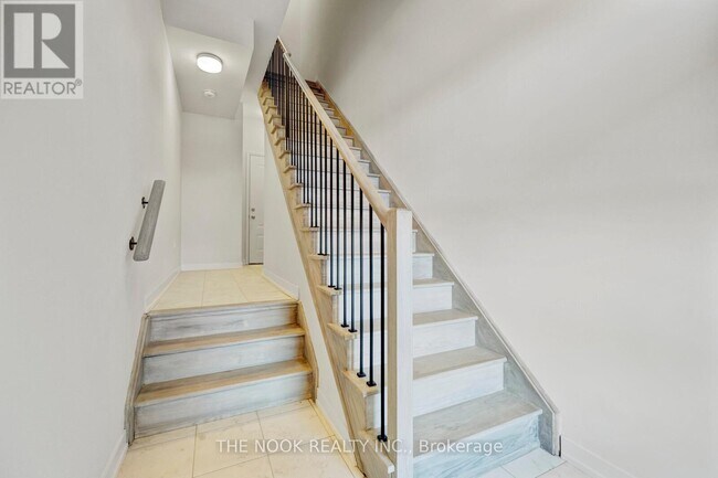 Photo du bâtiment - 2550 Castlegate Crossing