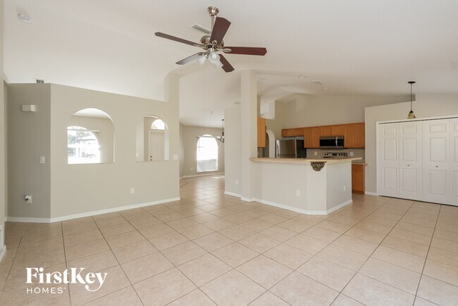 Foto del edificio - 4309 Ocala Terrace