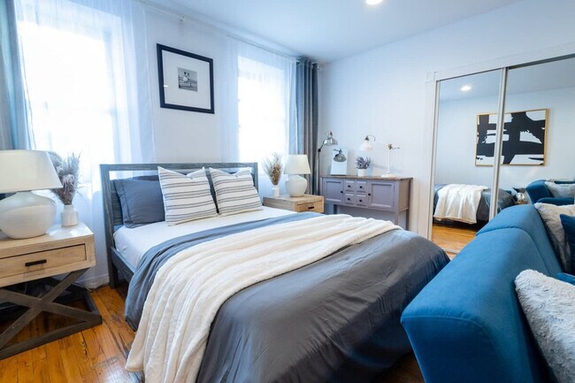 Foto del edificio - 350 E 19th St
