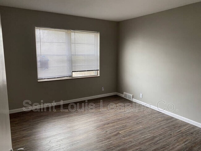 Building Photo - 1163 Sutter Ave