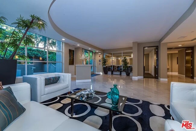 Foto del edificio - 1521 Greenfield Ave