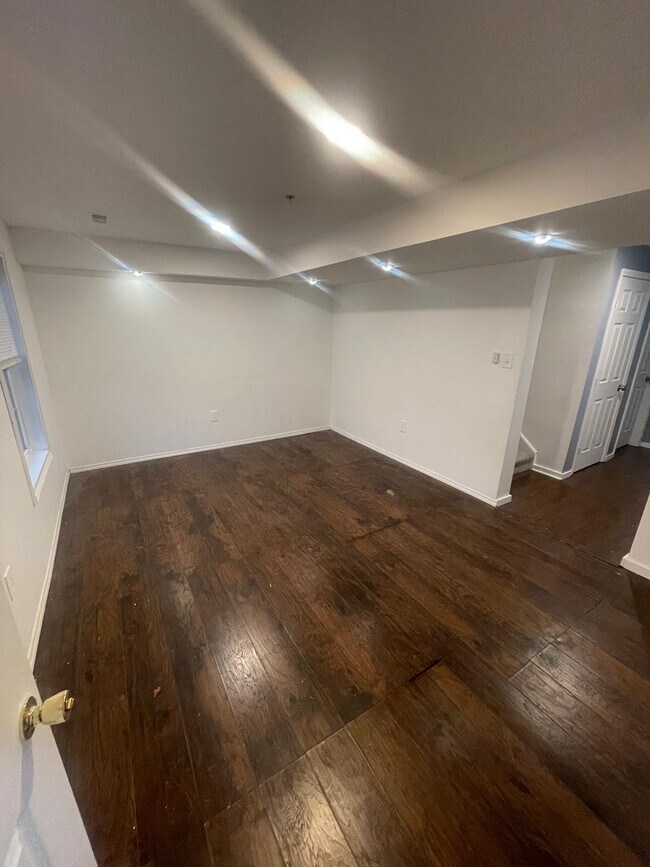 Vista de la sala de estar2 - 10340 Bridle Ct