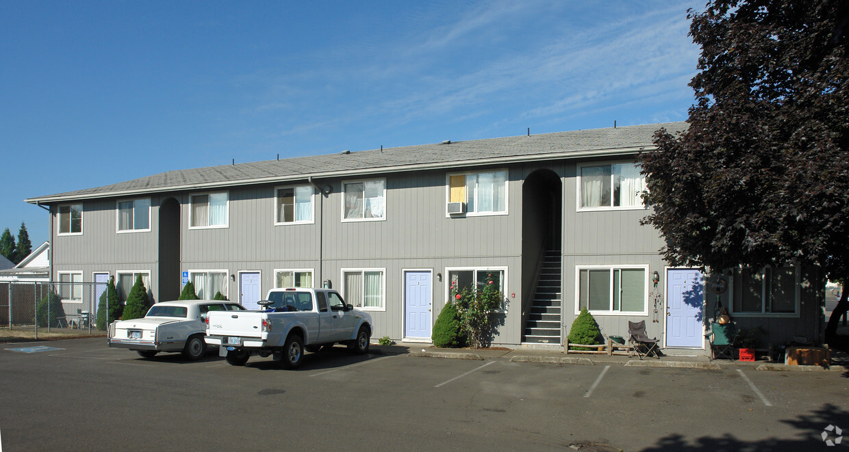 Primary Photo - Sundial Apartments