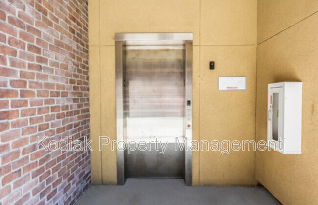 Foto del edificio - 518 E 500 S