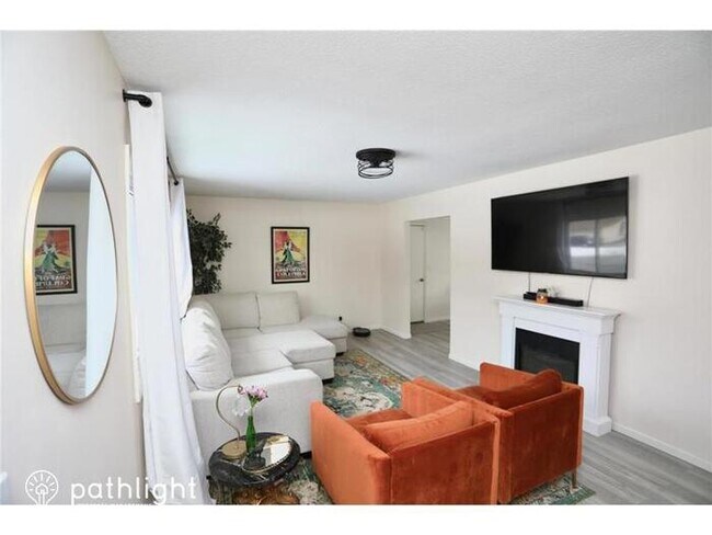 Foto del edificio - 16460 Flagstaff Way W, Lakeville, MN, 55068