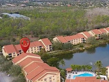 Foto del edificio - 7905 Preserve Cir